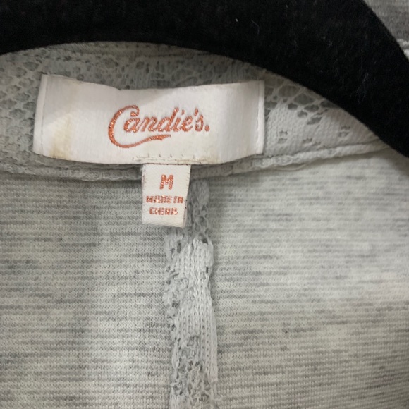 Blazer - Picture 3 of 3